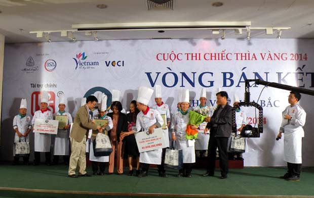 Bế mạc bán kết Chiếc thìa vàng 2014 phía Bắc: Đầy nước mắt!