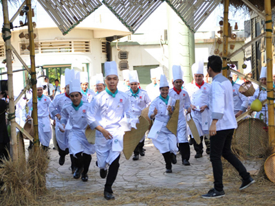 6 đội đầu tiên vào bán kết Chiếc thìa vàng