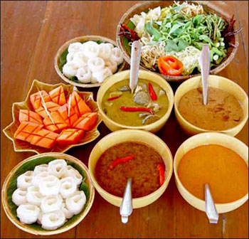 Gia vị và nước chấm có "bà con" gì với nhau không?