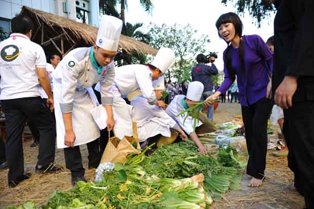 "Chiếc thìa vàng" hướng đến chuyên nghiệp