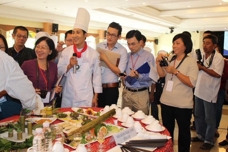 Gần 200 nhà hàng tham dự cuộc thi “Chiếc thìa vàng”