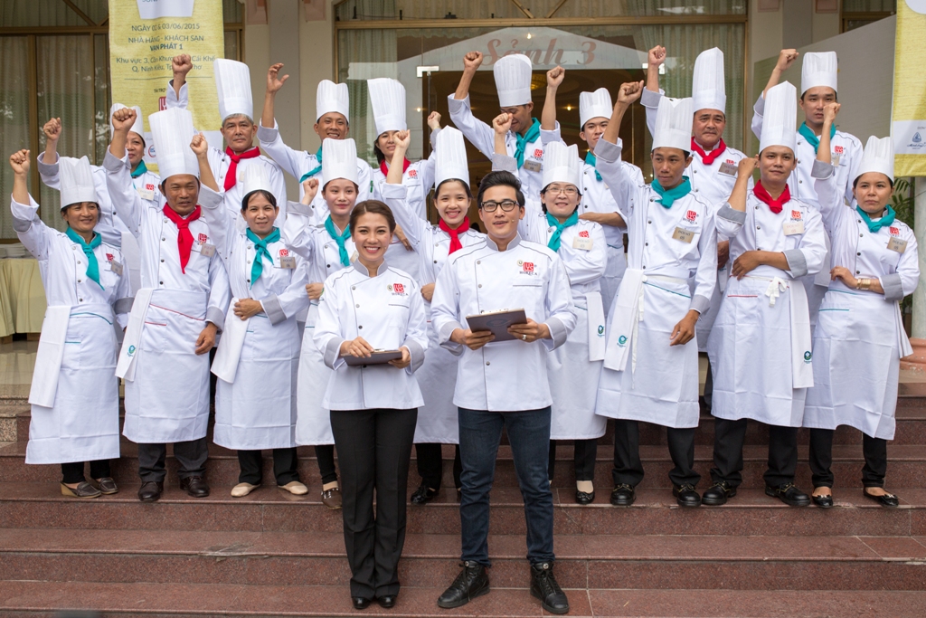 Danh sách đội thi Chiếc thìa vàng 2015 - Khu vực TPHCM và Đông Nam Bộ