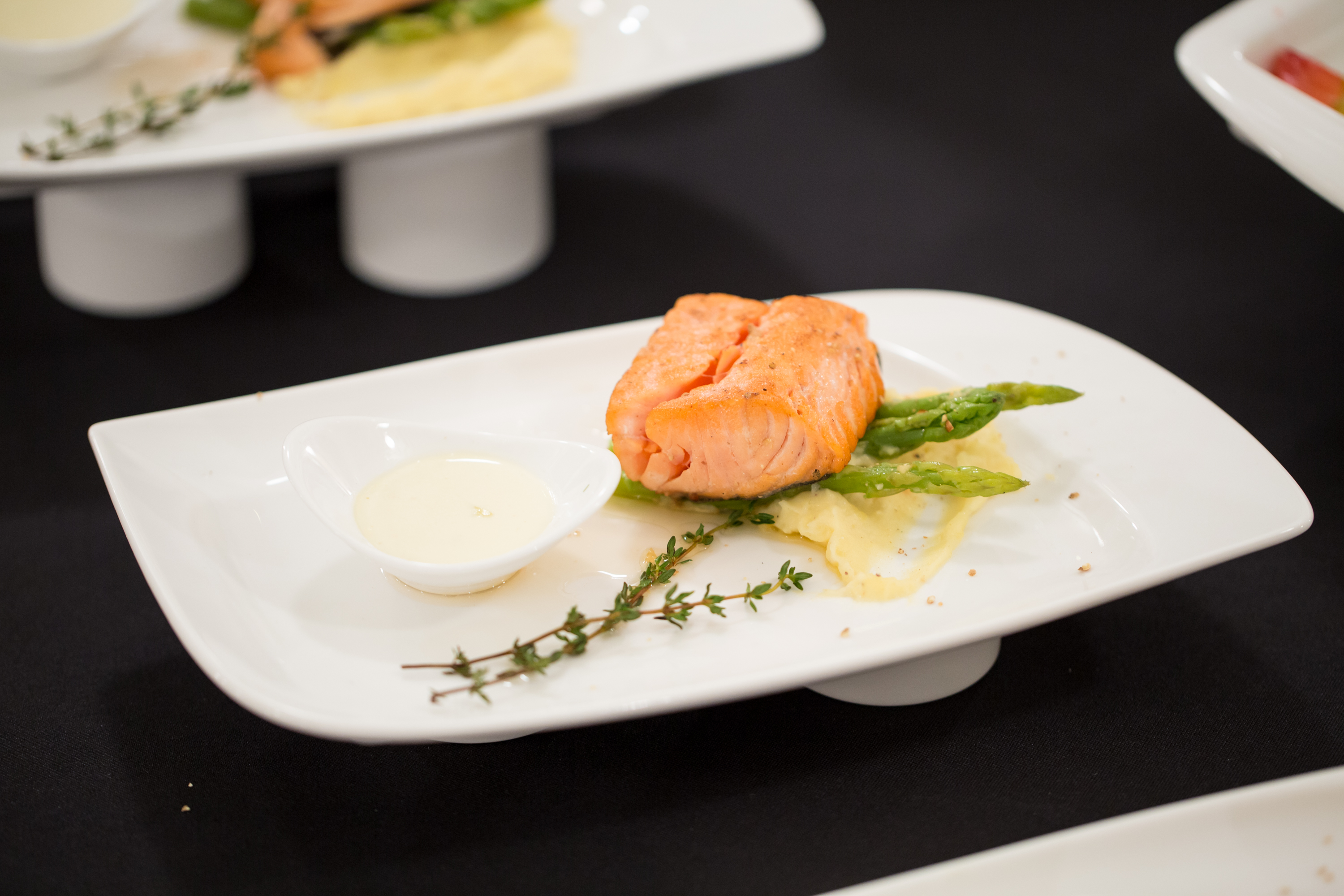 Khách sạn Academy