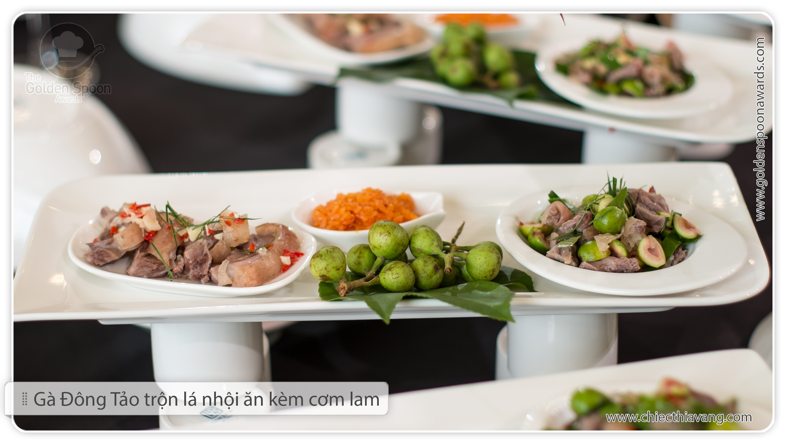 Nhiều món ăn dân dã lên bàn tiệc khách sạn 5 sao