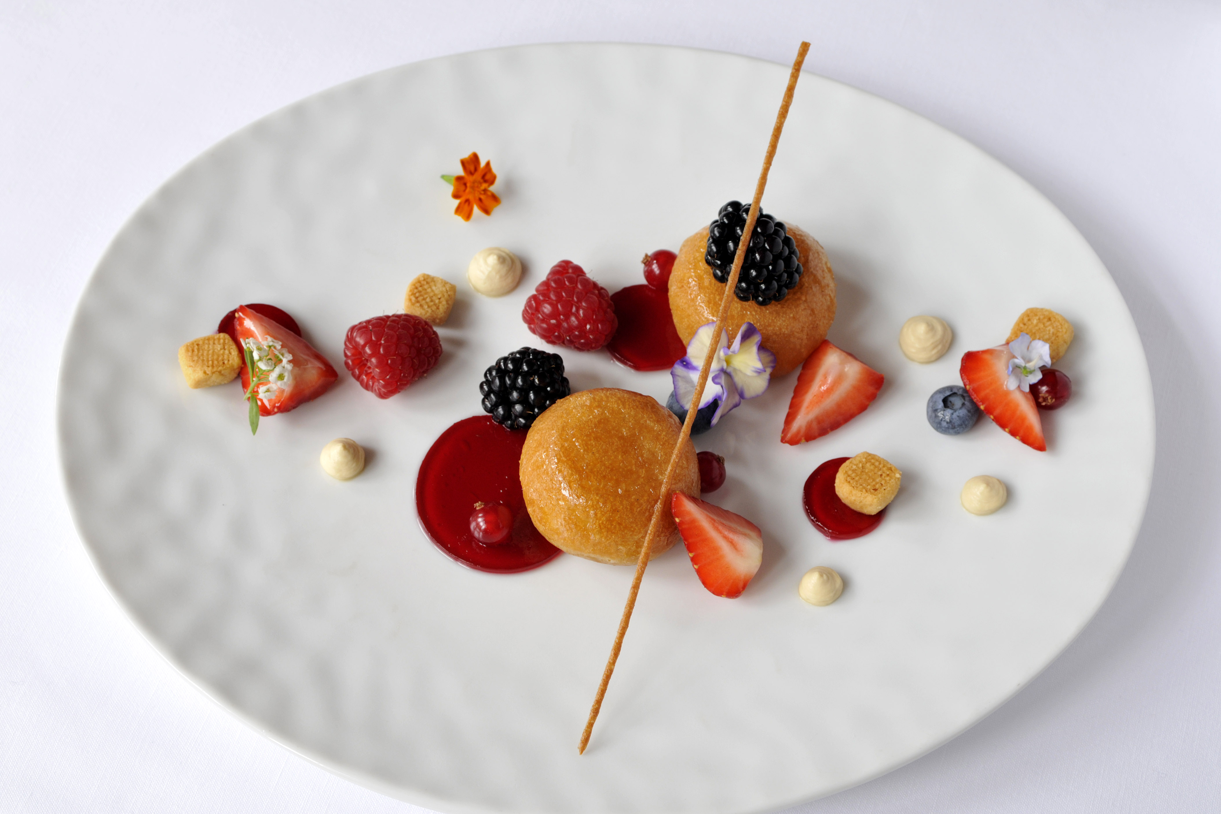 Con đường trở thành bếp trưởng hai nhà hàng 2 sao Michelin