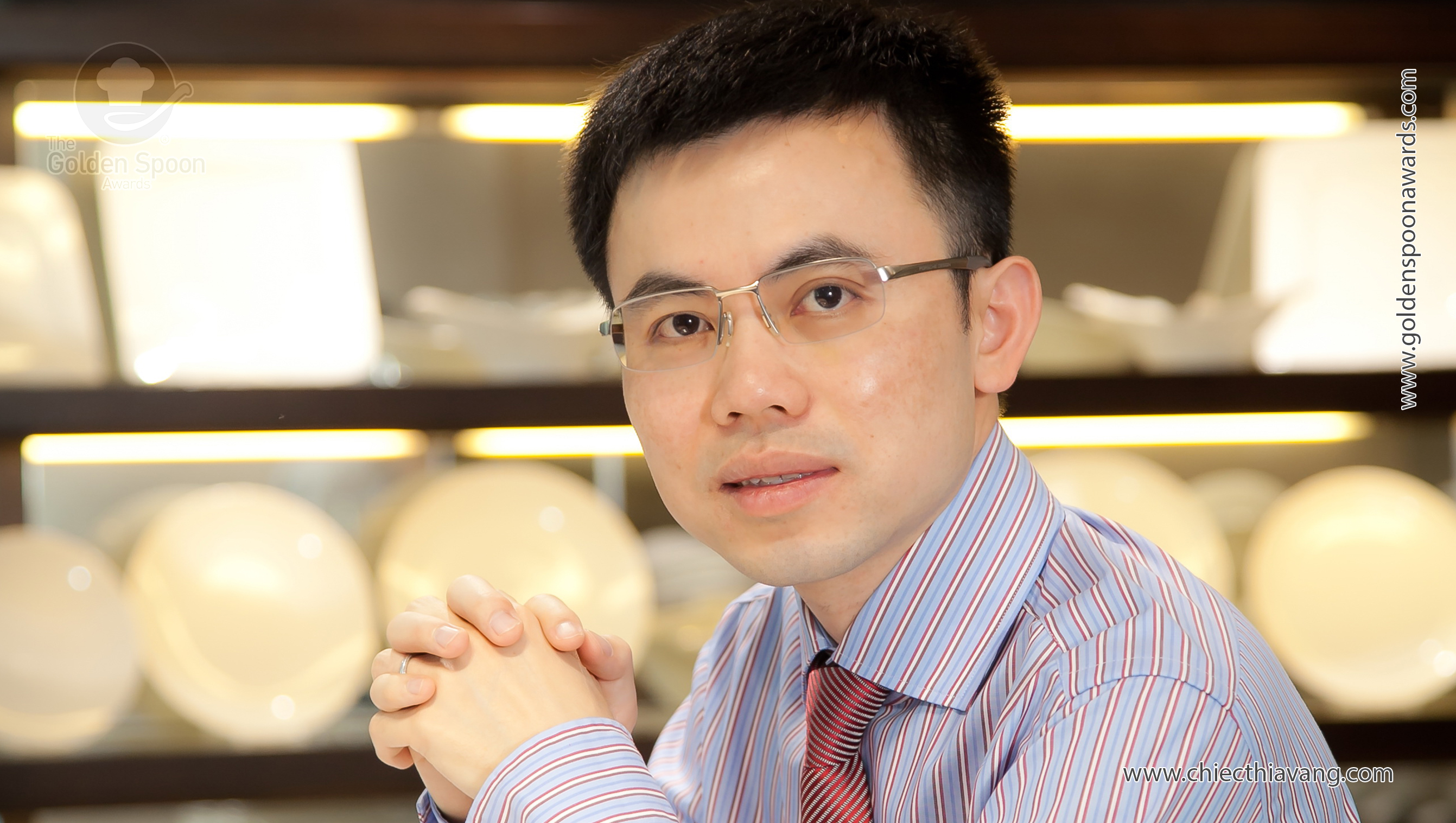 Chiếc Thìa Vàng - Một Minh Long I rất riêng!