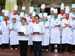 23 teams contest the preliminary round of Golden Spoon 2015 in the Mekong Delta region. 