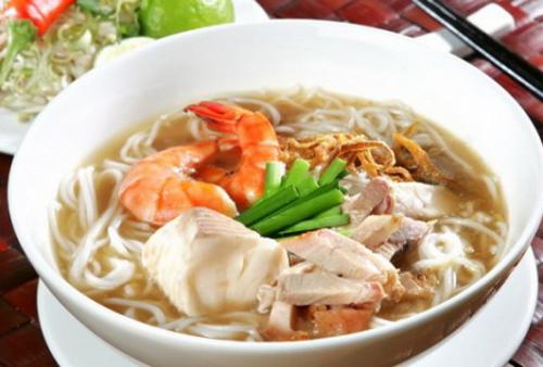 “Fresh noodle soup with fish” cooked by the heart of the chef