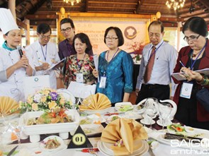 What is different for the judges this year?