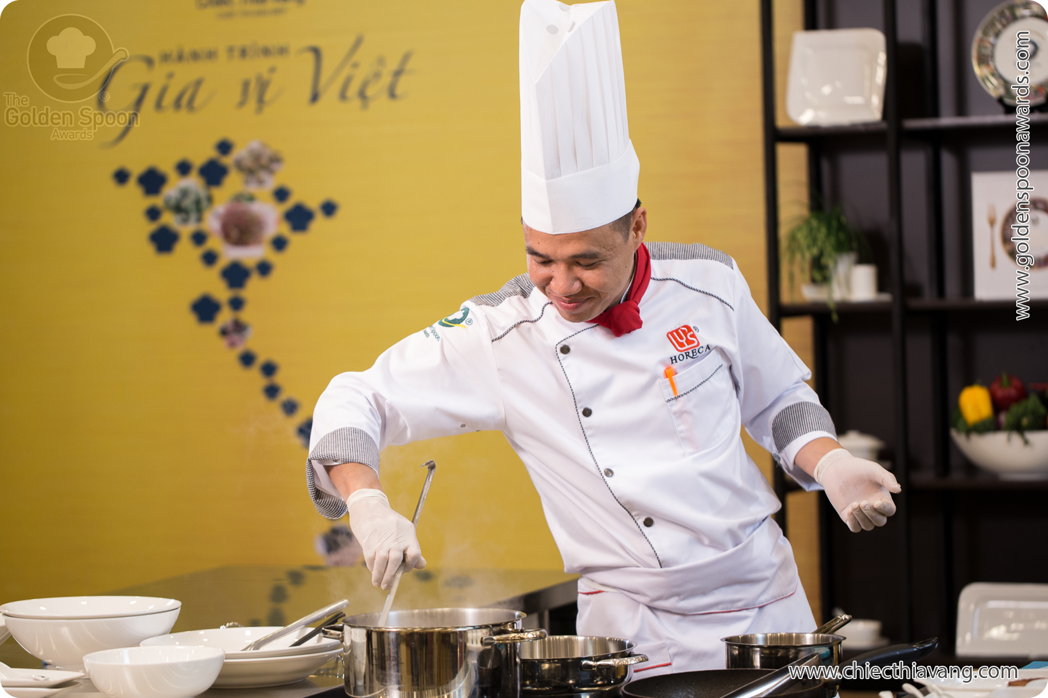 Tiếng cười là gia vị của hạnh phúc