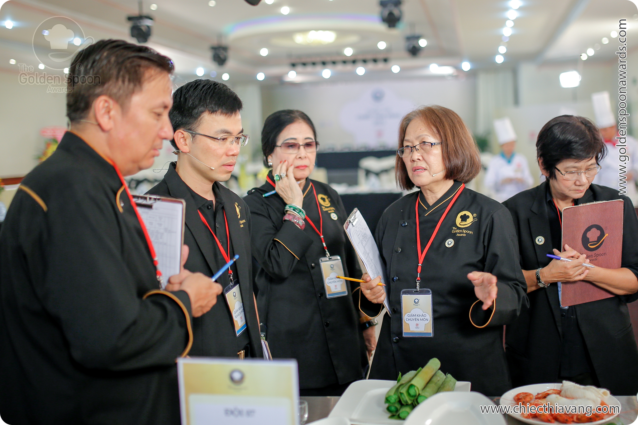 Giám khảo nào sẽ chấm thi sơ kết phía Nam?