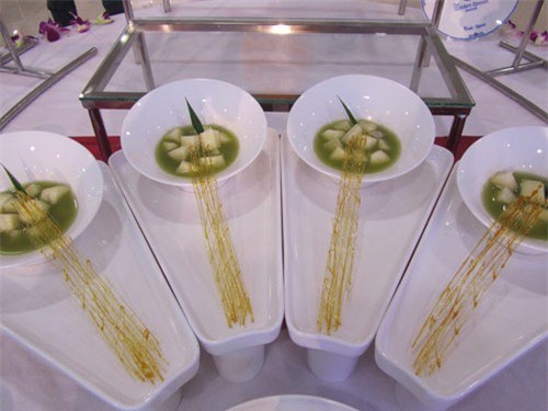 Local dishes in the Golden Spoon contest