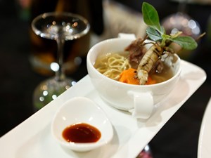 Những gia vị có tác dụng làm thuốc trong món ăn Việt