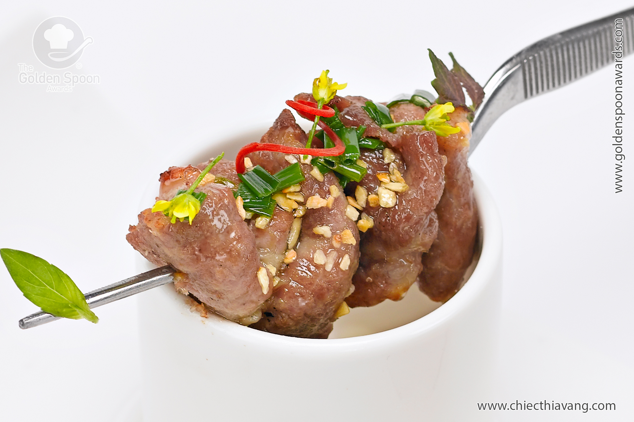 Thưởng thức buffet Chiếc Thìa Vàng chỉ với 100.000đ tại Đà Nẵng