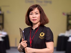 Bà Trương Thị Hồng Hạnh