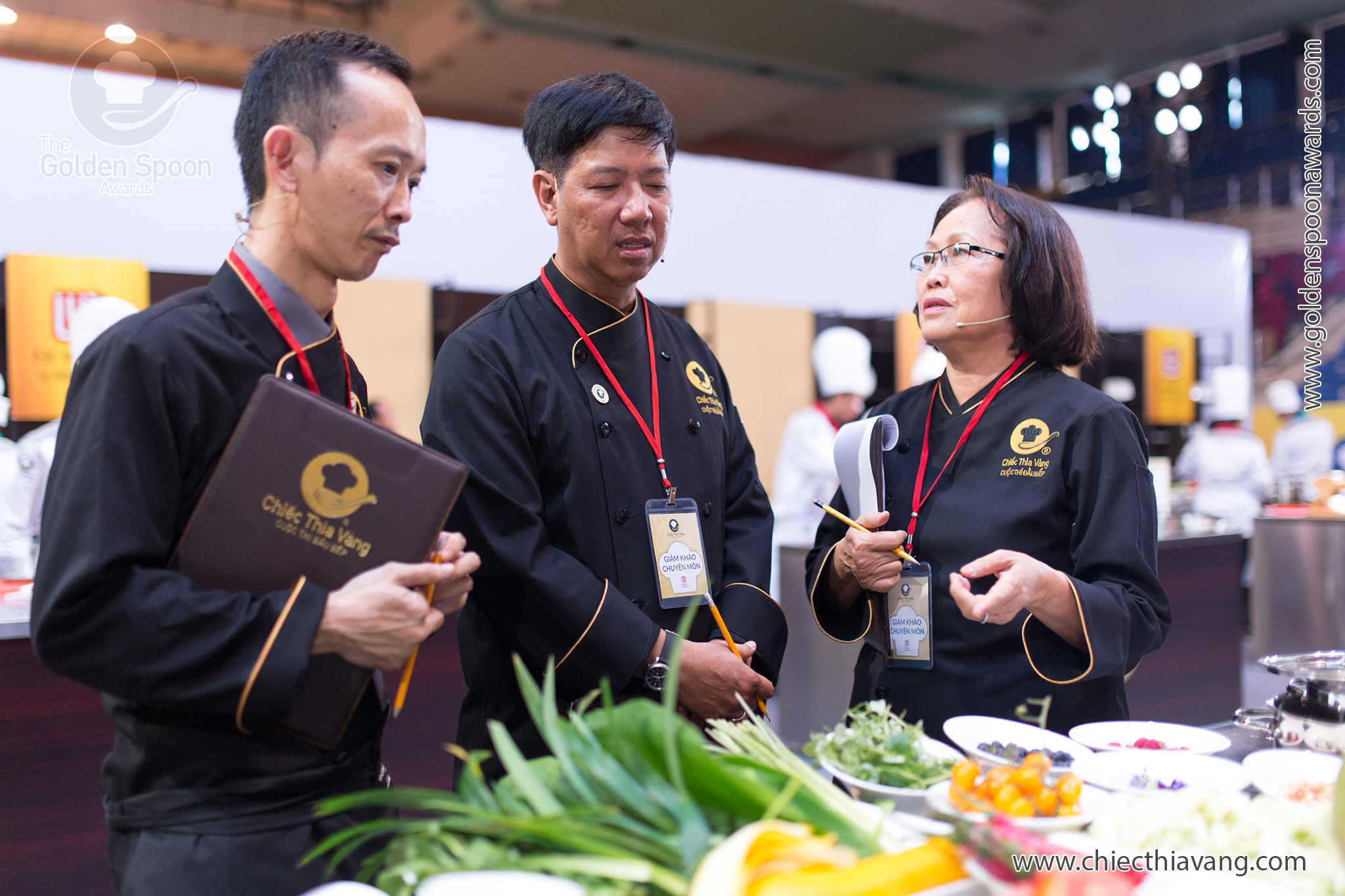 ‘Hãy chọn một thực đơn thuần Việt để đãi lãnh đạo APEC’