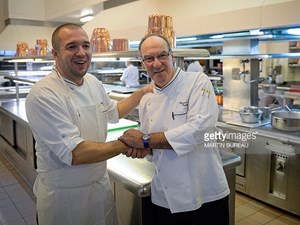 Đầu bếp phục vụ 6 đời Tổng thống Pháp 