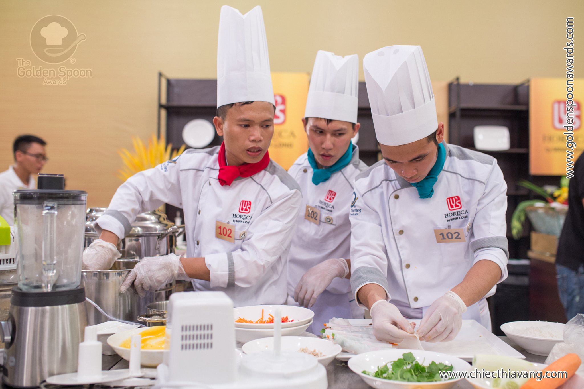  Chiếc Thìa Vàng - nơi đầu bếp đi thi 'để lớn'