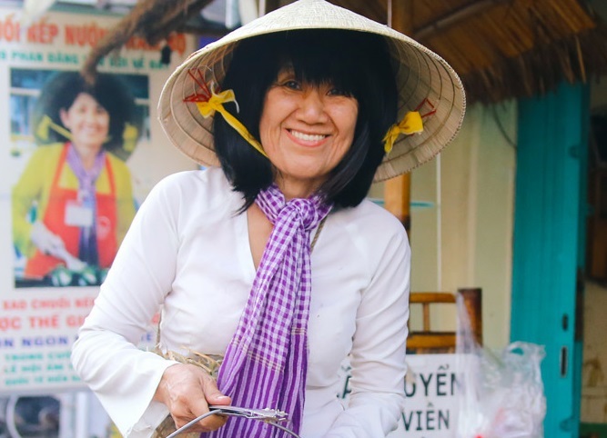 Người phụ nữ mang chuối nếp nướng Nam Bộ ra thế giới 