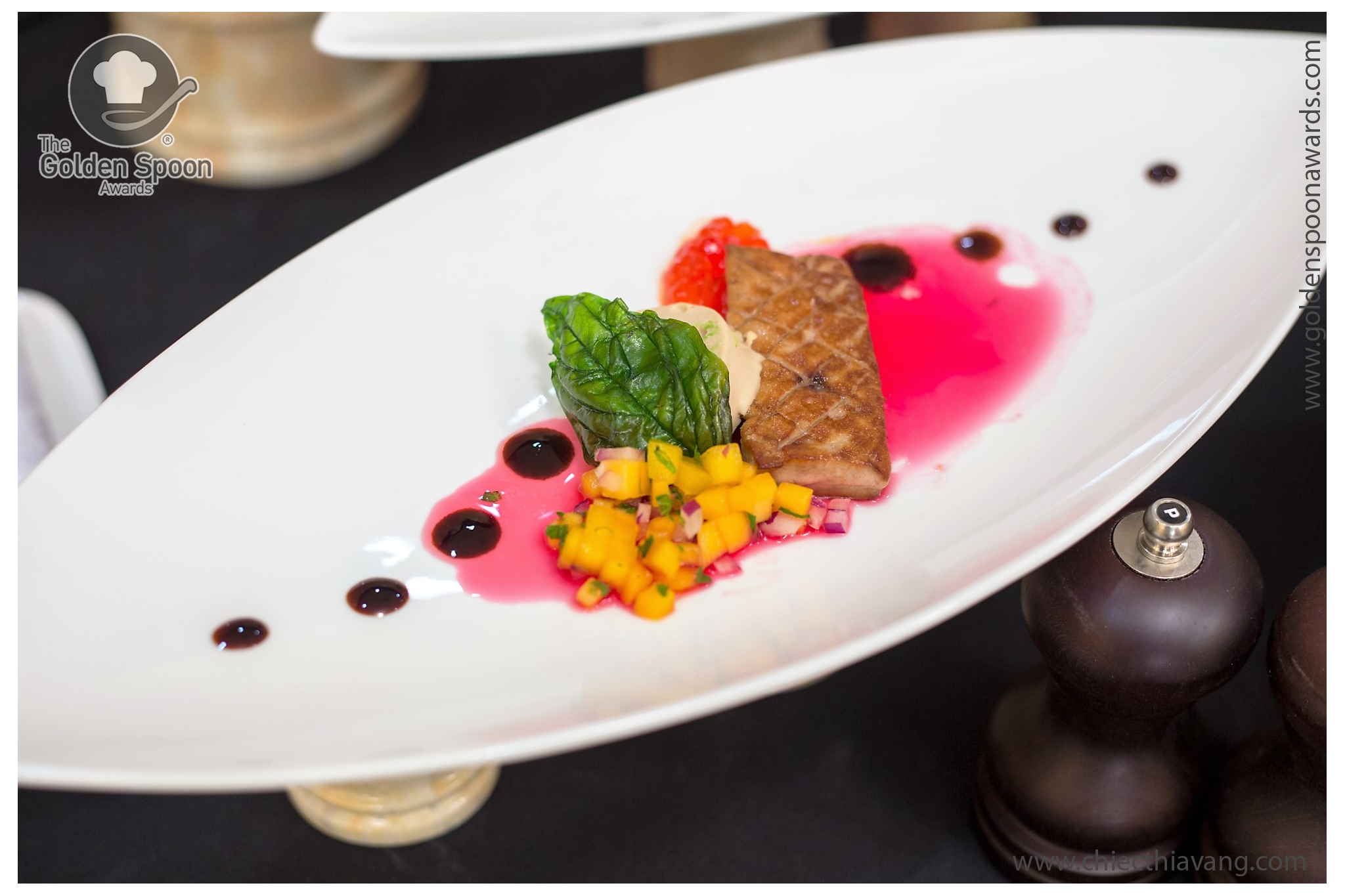 Món ngon từ mắc khén, táo mèo nấu theo kiểu Âu