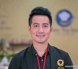 Ca sỹ Nguyễn Phi Hùng