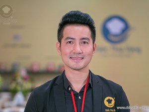 Ca sỹ Nguyễn Phi Hùng