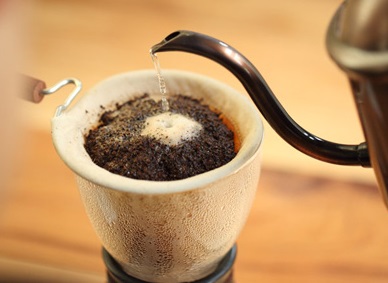 Cà phê vợt - Nét văn hóa Sài Gòn xưa 