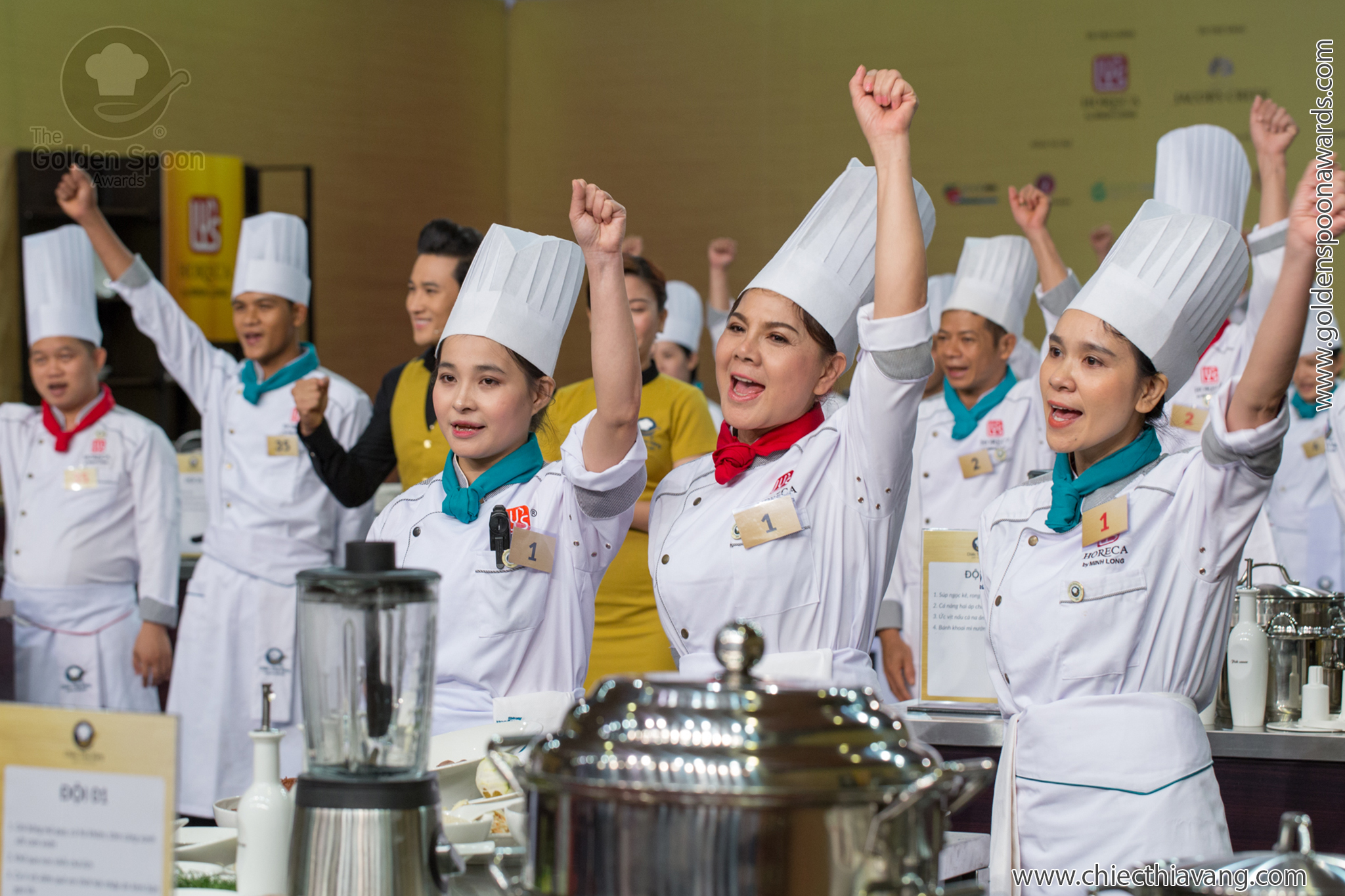 15 đội vào chung kết Chiếc Thìa Vàng 2016