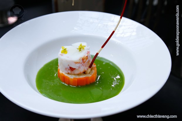 Find out what it takes to make the Golden Spoon Awards 2015’s one billion dong menu