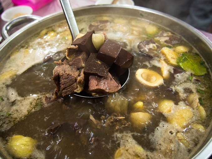 Eating horse in Northern Vietnam, the merry way