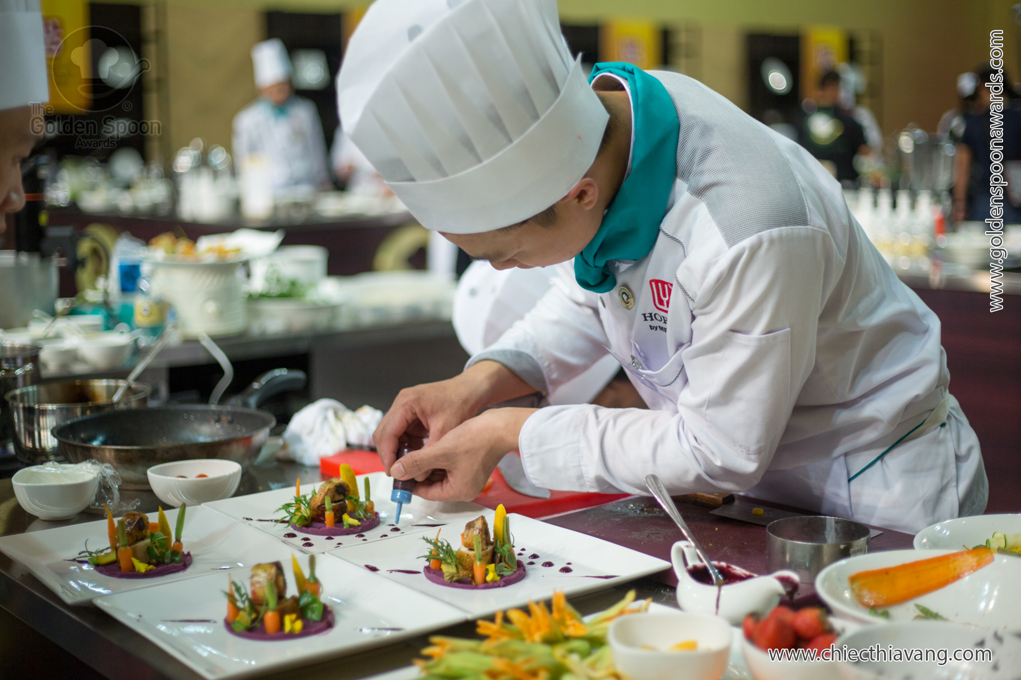 Bán kết phía Nam ngày 1 - Chiếc Thìa Vàng 2016