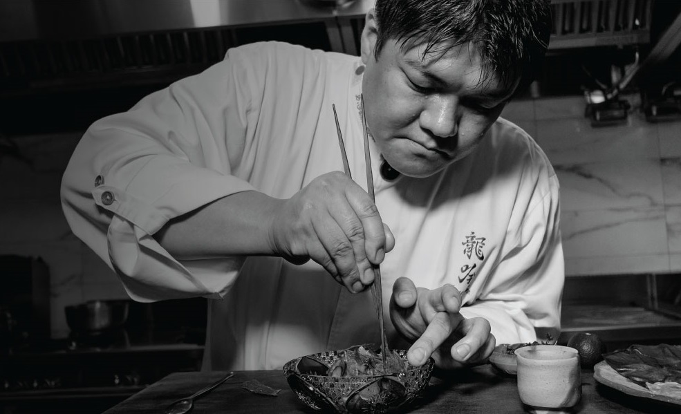 Nghệ thuật chế biến hải sản từ "bậc thầy của sự tỉ mỉ"