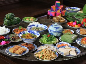 Hue royal dainty table for Tet holiday
