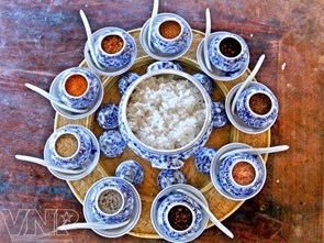 Hue-style Rice with Salt