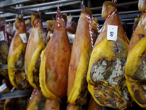 Đùi lợn muối - món chưa ăn chưa biết Tây Ban Nha 