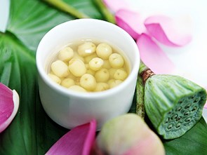 Lotus Seed Sweet Soup – the Essence of Hanoi Cuisine