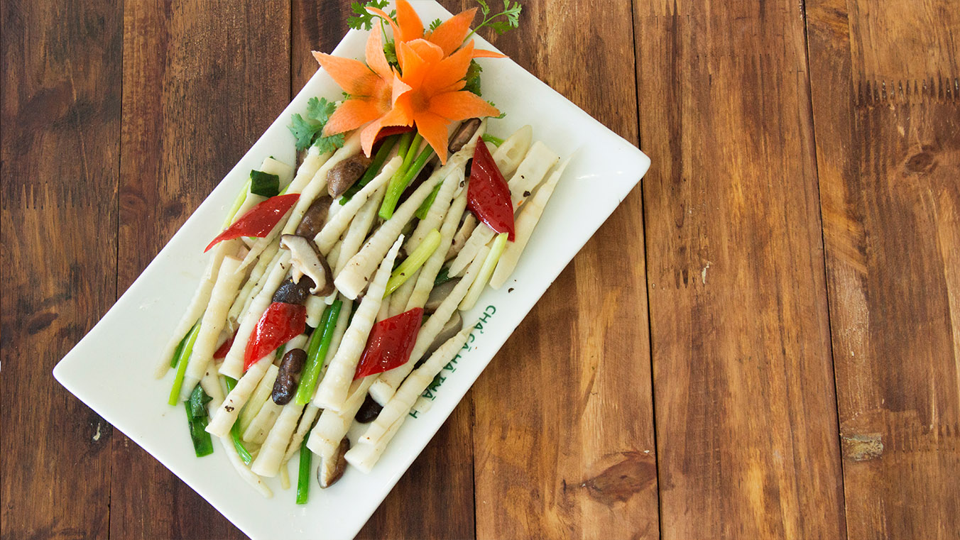 “Thu ăn măng trúc…”