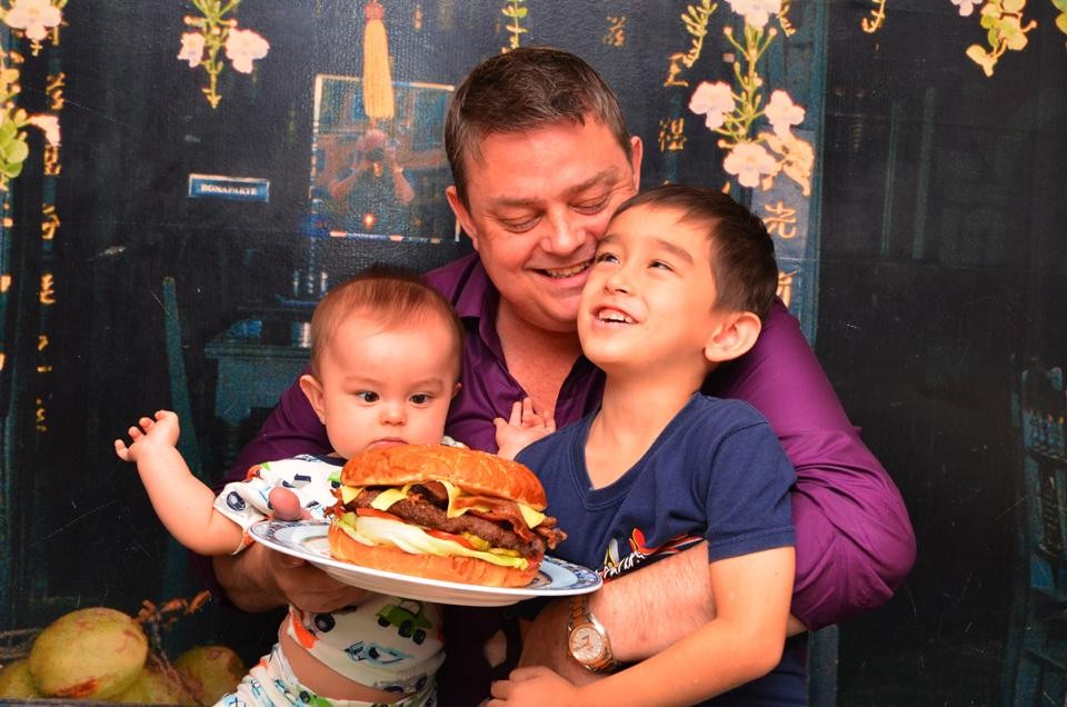 Ông chủ nhà hàng Mỹ đắm đuối với ẩm thực Việt