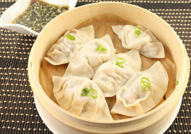 Người châu Á thường ăn gì cho may mắn vào dịp đầu năm?