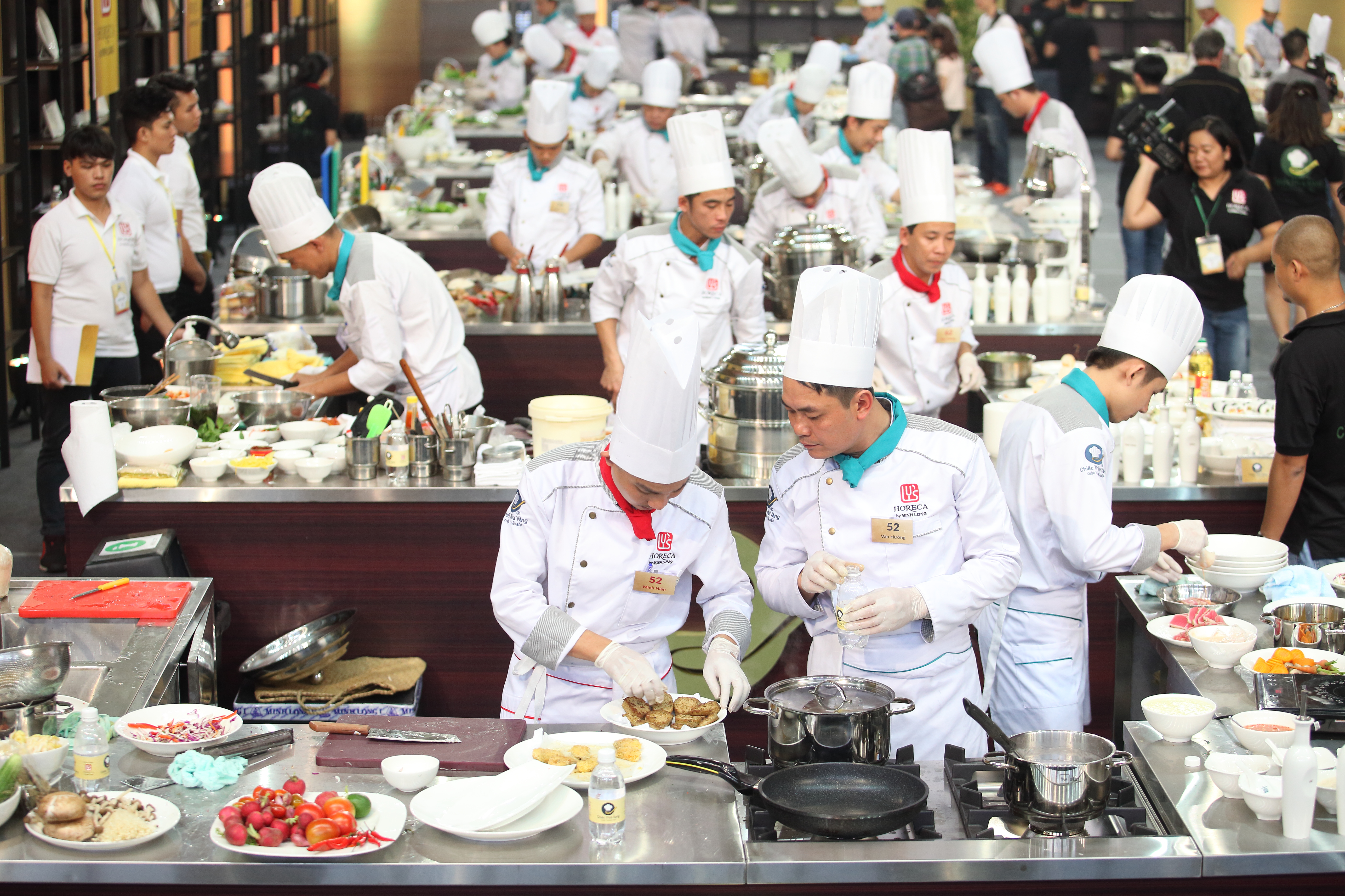 Nghề bếp đang thời vui vẻ!