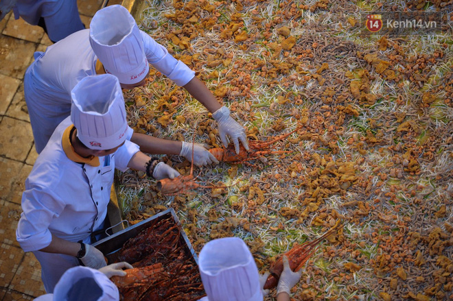 Chiếc bánh xèo lớn nhất Việt Nam có gì đặc biệt?