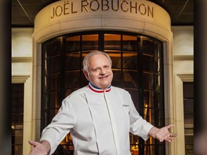 'Đầu bếp thế kỷ' Joel Robuchon qua đời ở tuổi 73