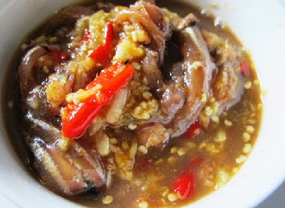 Tản mạn chuyện mắm cái