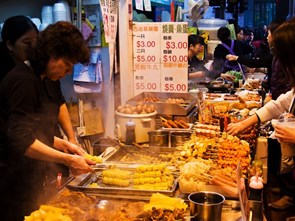 Ẩm thực đường phố châu Á: Di sản văn hóa hay loại hình kinh doanh lỗi thời?
