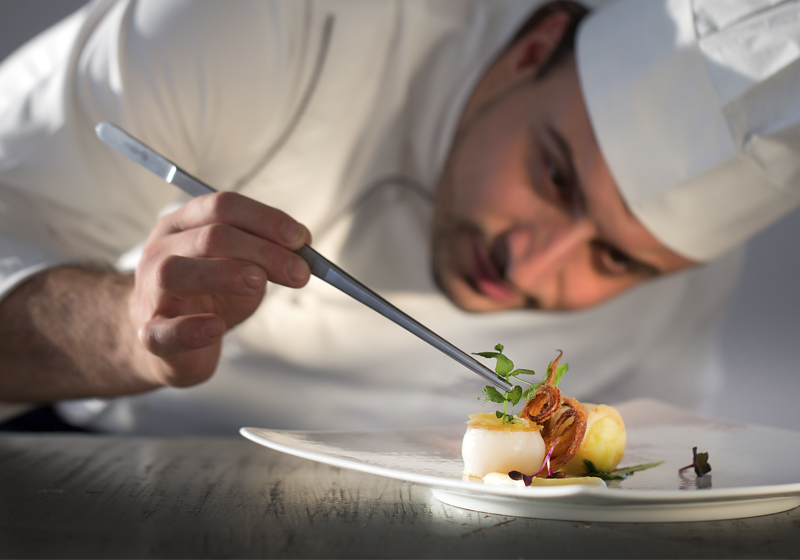 Chuyện đằng sau ngôi sao Michelin được các đầu bếp danh giá mơ ước