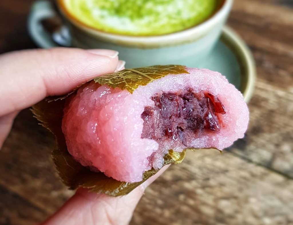 Các món bánh truyền thống theo mùa của Nhật Bản